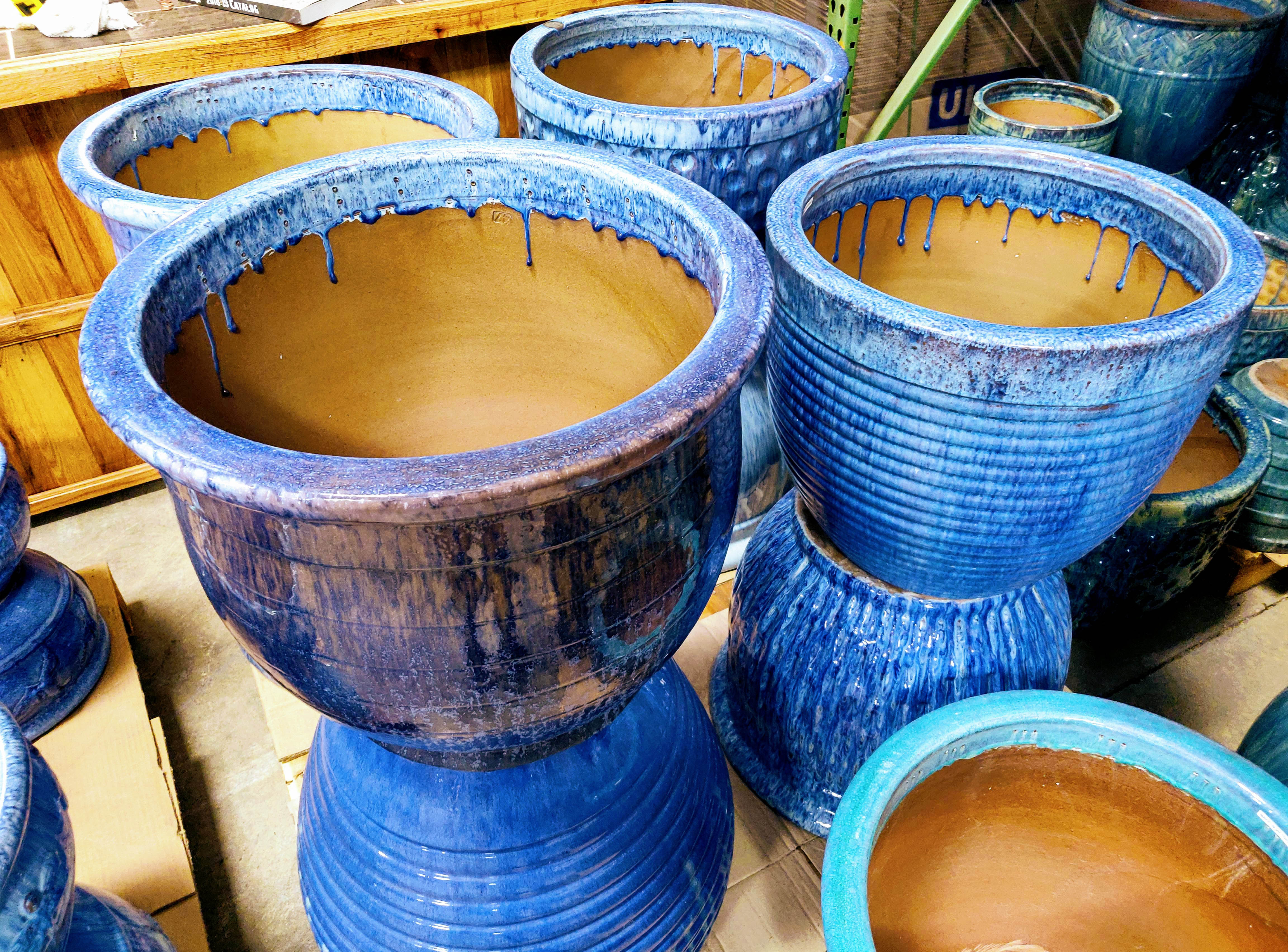 Vietnam Ceramic Glazed Blue Pottery
